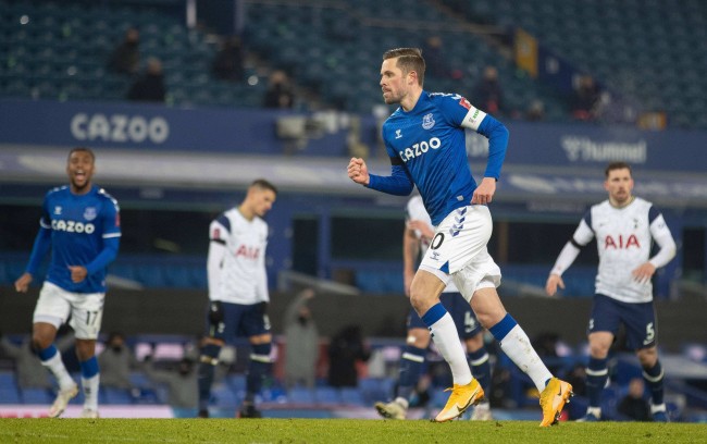 换装备的地 换装备的地